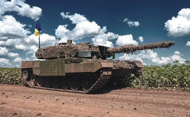 «Русские завладели почти танком»: ВС РФ встретился качественный макет Leopard 2