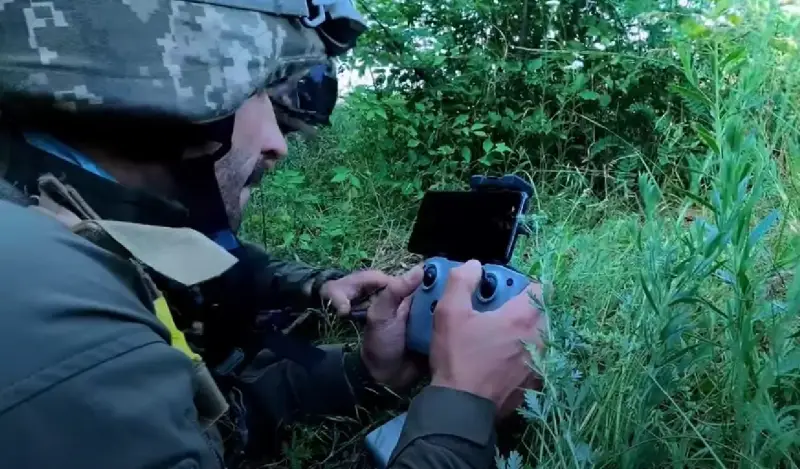 Военнослужащий ВСУ: мотивированную пехоту угробили командиры с «купленными погонами» и увлечение БПЛА