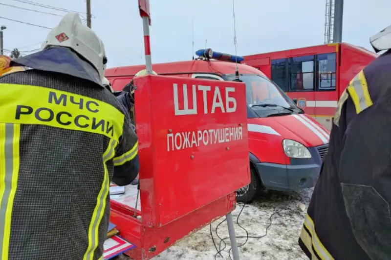 В Тульской области после отражения беспилотной атаки ВСУ произошёл пожар на территории предприятия