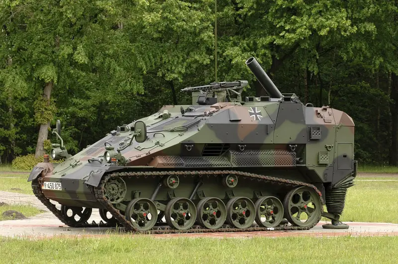 Self-propelled mortar Wiesel 2 Mörserkampfsystem