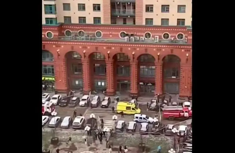 Один человек погиб в результате срабатывания неустановленного взрывного устройства в жилом комплексе на северо-западе Москвы