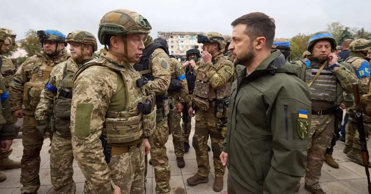 Нацбаты начали «точить зуб» на главкома ВСУ после его «купянского» приказа, когда «Азов» был разбит на левом берегу Оскола