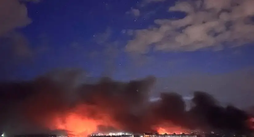 Ответка от России: пожары от прилётов по военным объектам по всему Киеву
