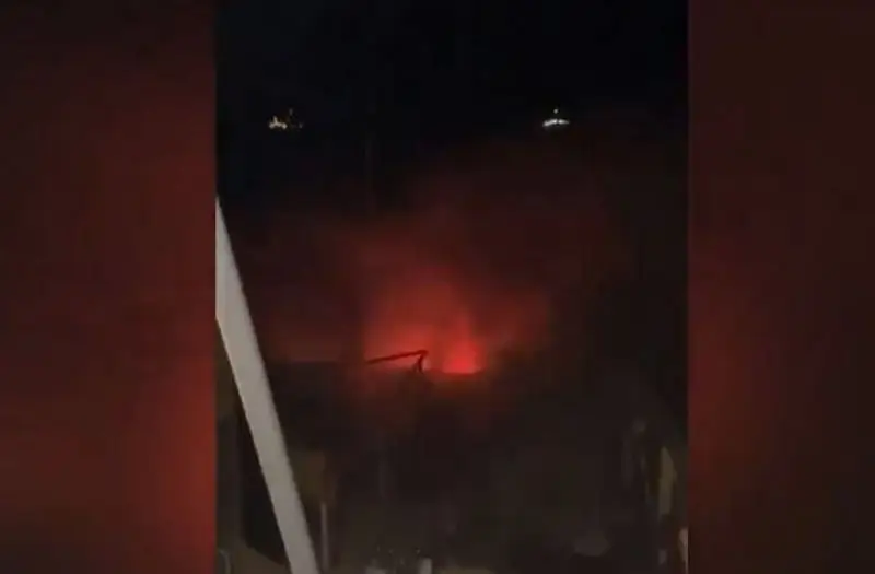 У побережья Мальты тонет атакованное израильскими беспилотниками пытавшееся прорваться к сектору Газа судно «Флотилии свободы»