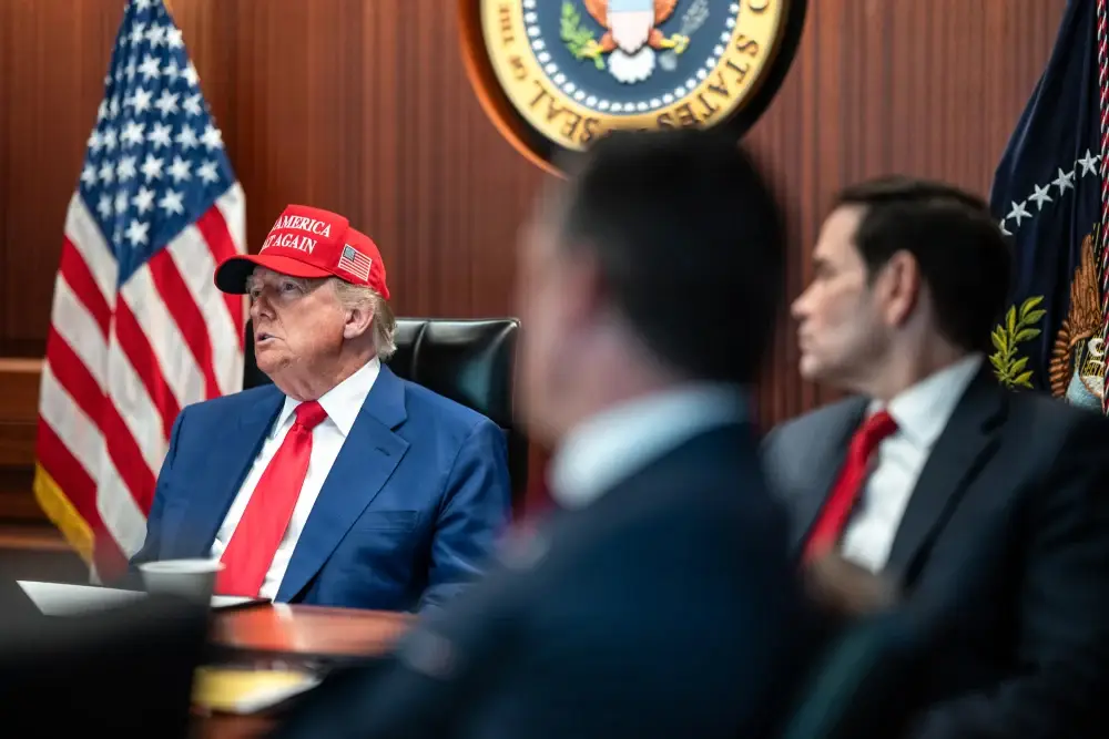 Каналы США: администрация Трампа даёт понять, что на этом обмены ударами с Ираном готова закончить