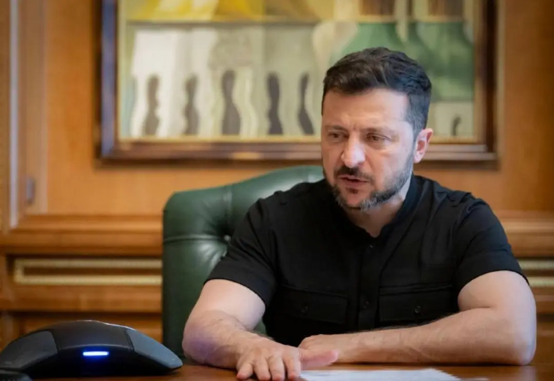 Зеленский: Украина готова покупать американское оружие и за деньги, но не прочь получать его за ресурсы