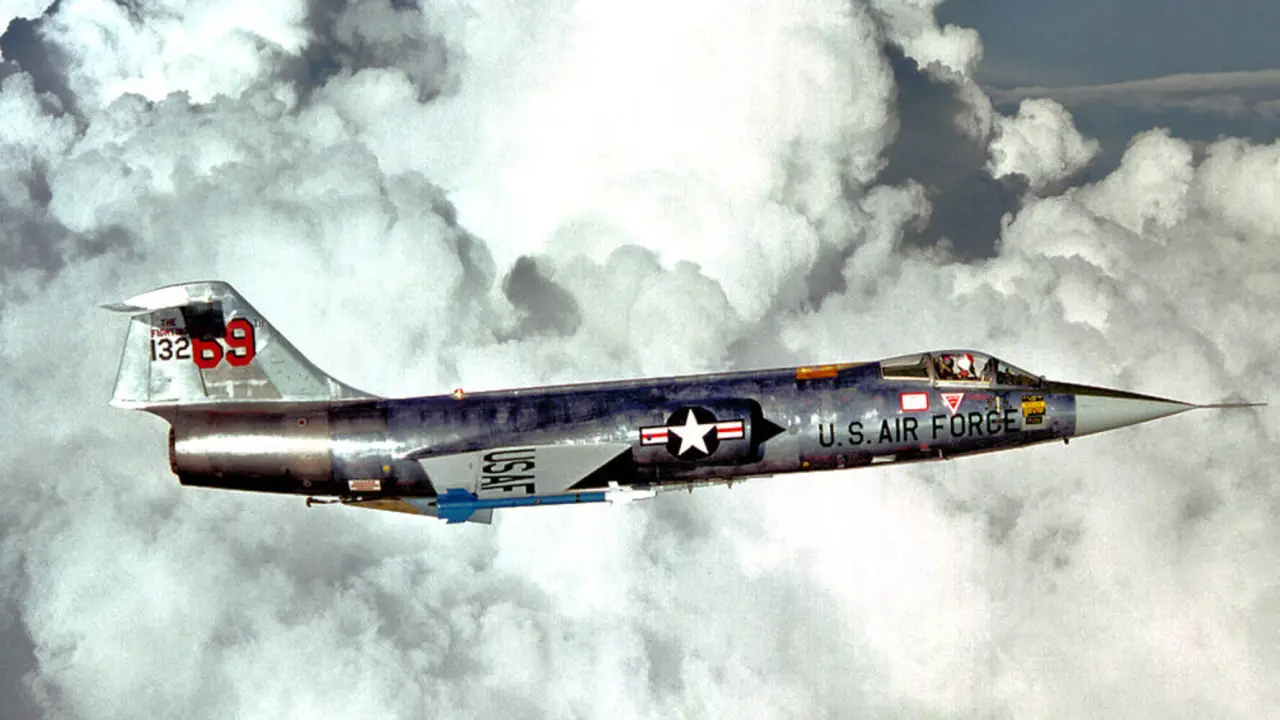 Суперистребитель.  История Lockheed CL-1200 Lancer
