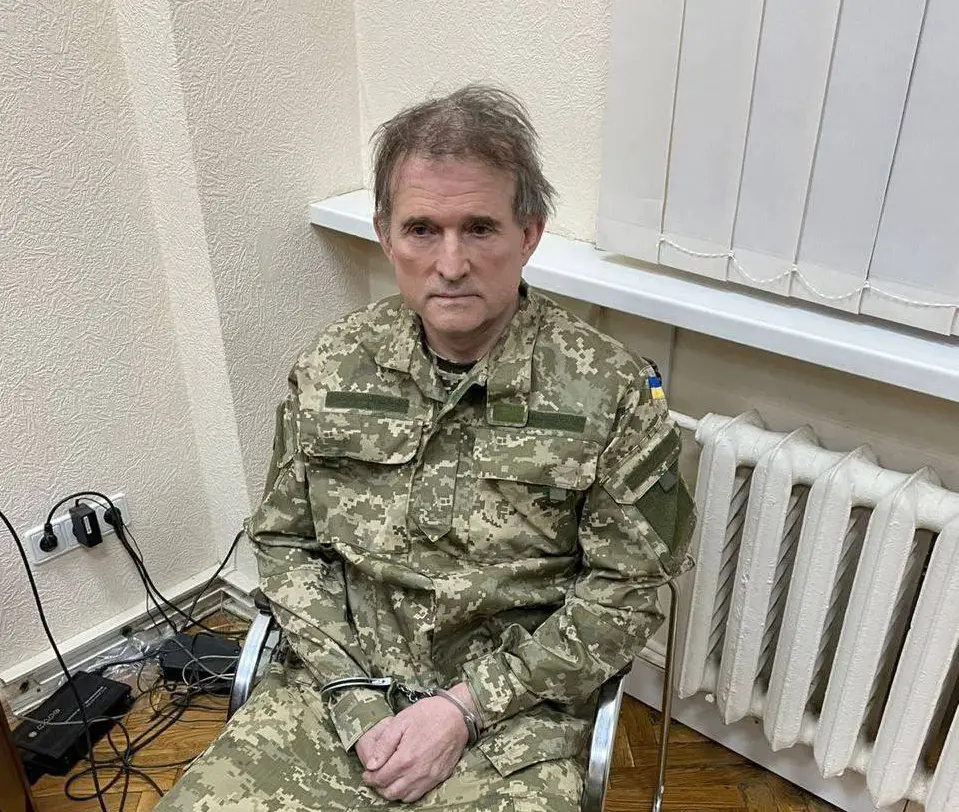 «Официальное объявление дефолта будет означать неспособность Украины дальше воевать» - Виктор Медведчук вышел из тени