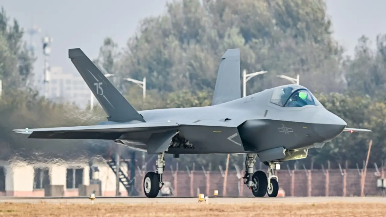  :        J-35A      
