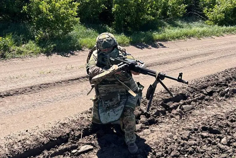 ВС РФ продвинулись в районе Мелового Харьковской области, взяв под контроль лесные массивы к западу от населённого пункта