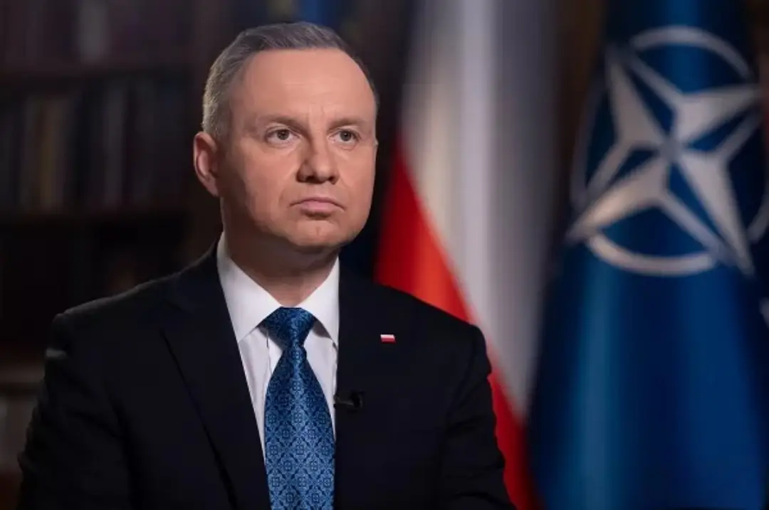 Дуда обиделся: недовольный партнерами по НАТО президент Польши напомнил, что практически вся помощь Украине идет через его страну