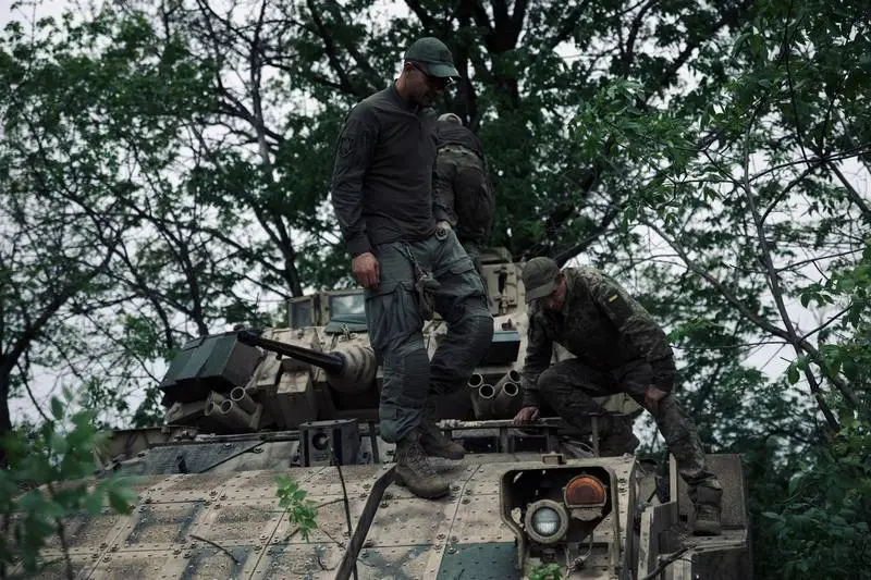 Госдеп США одобрил возможную поставку Украине запчастей и оборудования для ремонта БМП Bradley и ЗРК HAWK Phase III