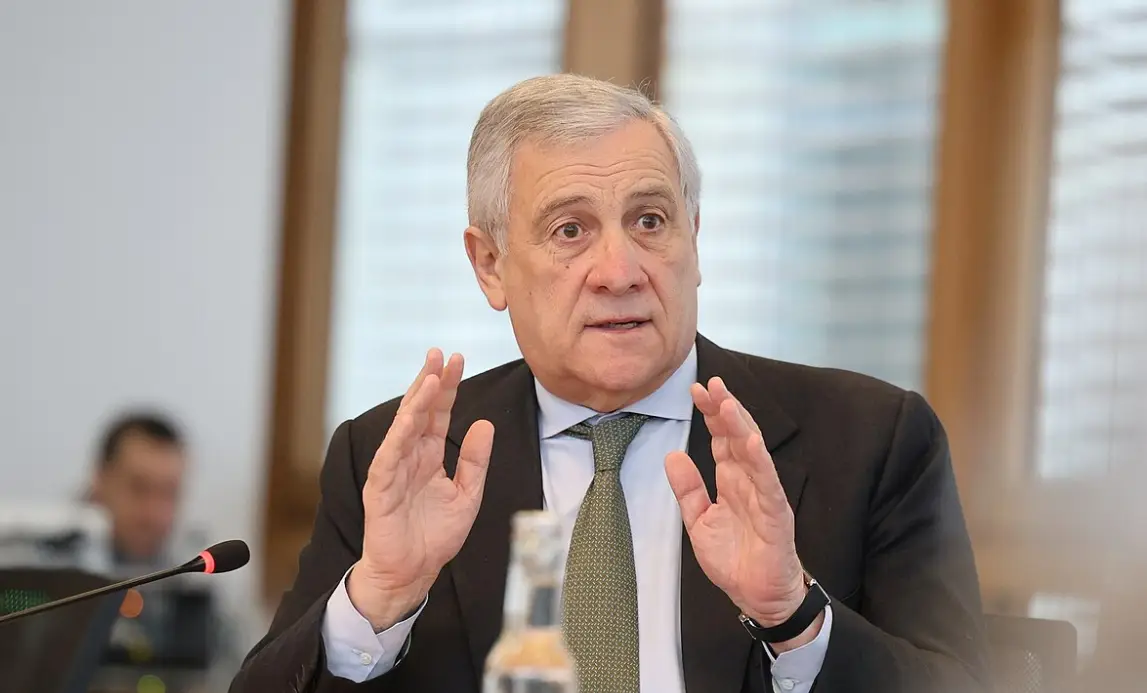 Глава МИД Италии заявил, что очень устал, и назвал себя самым невезучим министром в истории