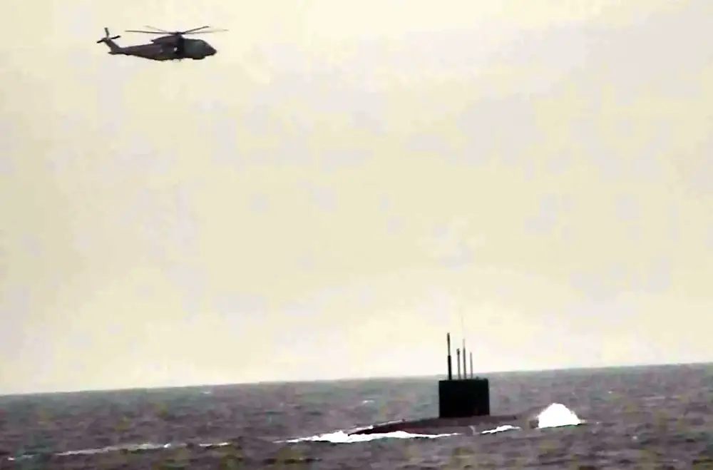 La marine britannique a suivi le mouvement d'un sous-marin russe de la flotte de la mer Noire qui se trouverait dans les eaux territoriales britanniques.