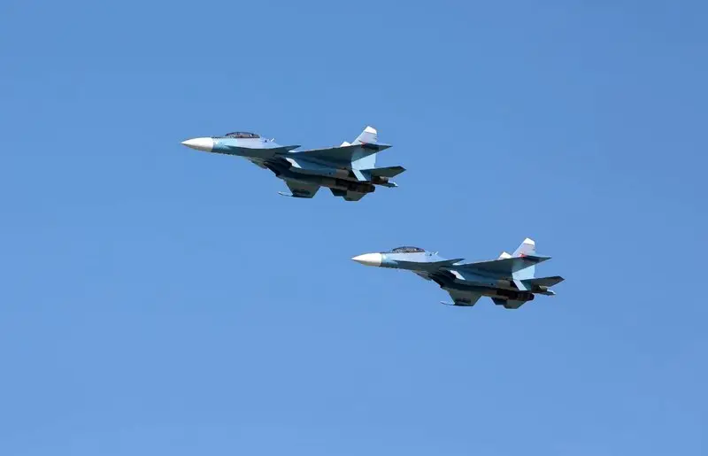 Поставленные Россией многоцелевые истребители Су-30СМ2 готовятся защищать небо Белоруссии