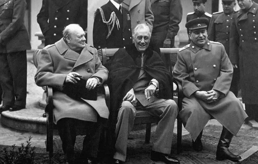 The Telegraph: Путин на Аляске хочет повторить ялтинский успех Сталина
