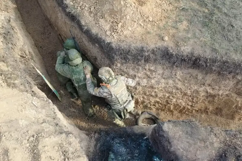 ВС РФ заблокировали противника в районе террикона шахты «Краснолиманская» к востоку от Родинского