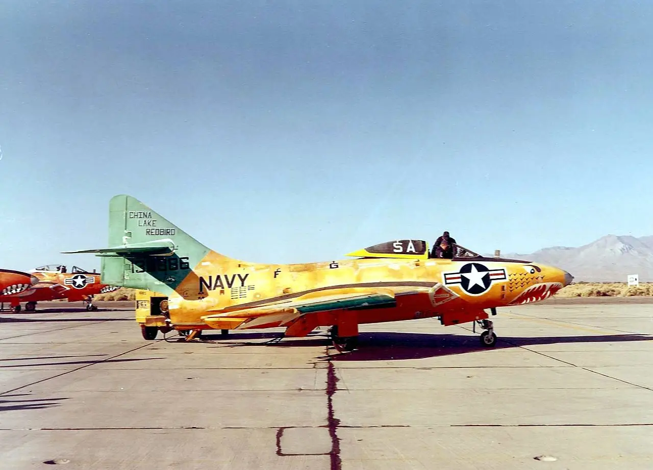 Grumman F9F-6 Cougar