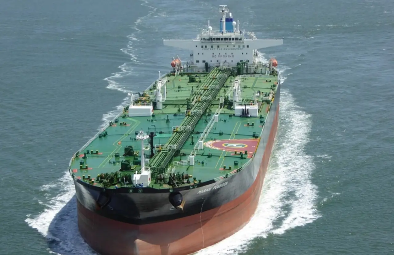 Сенатор США угрожает Венгрии и Словакии за покупку российской нефти