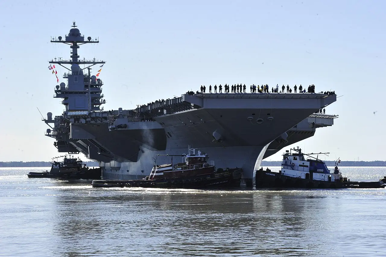 К берегам Венесуэлы направляется лучший авианосец ВМС США USS Gerald Ford