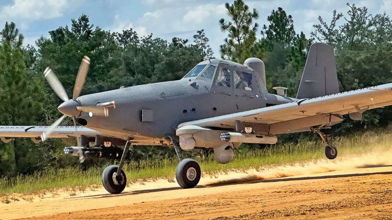 Зачем Израилю противопартизанский самолёт Skyraider II?