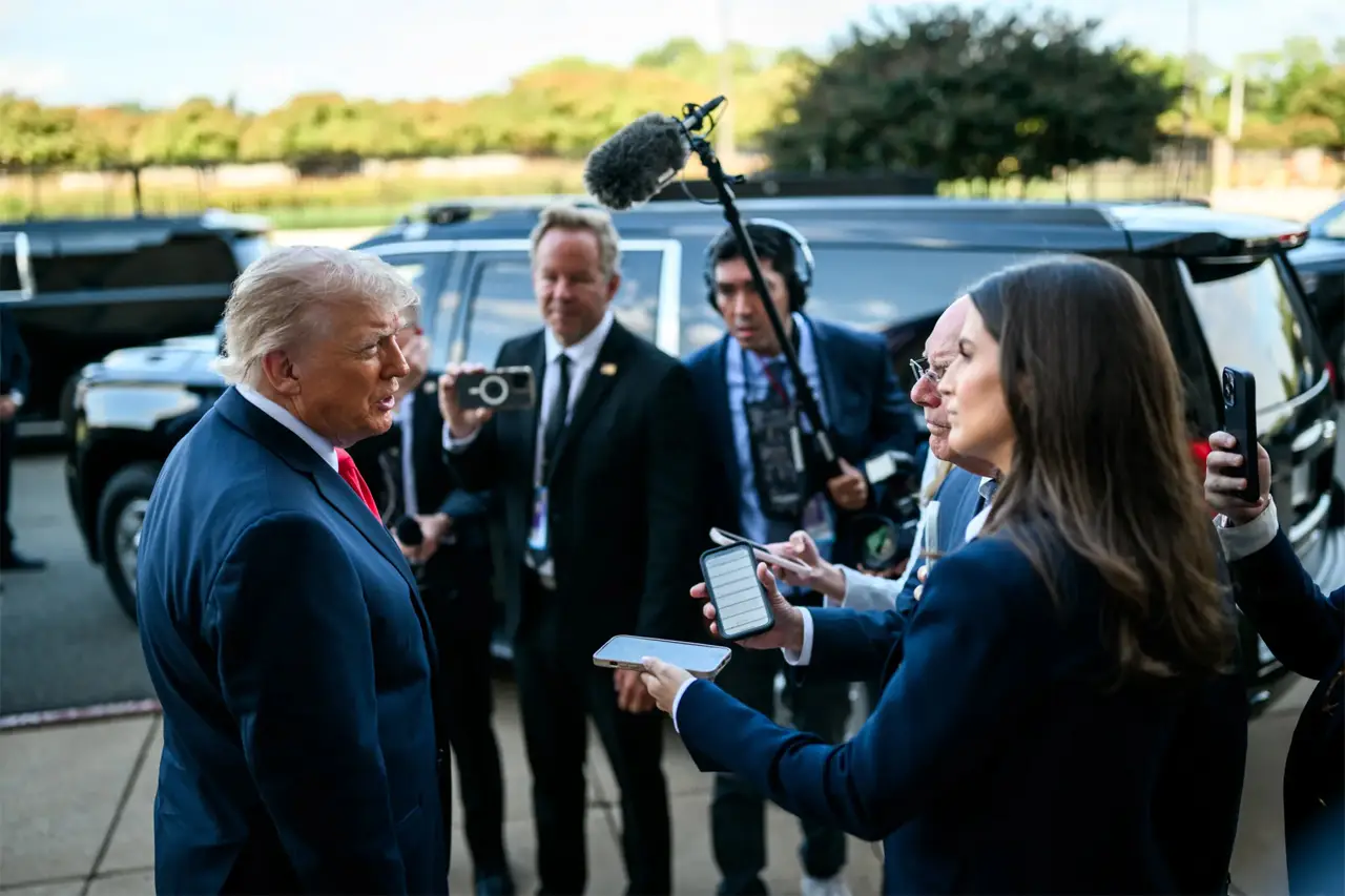 «Не сможем добраться»: Трамп отменил встречу с президентом РФ в Будапеште