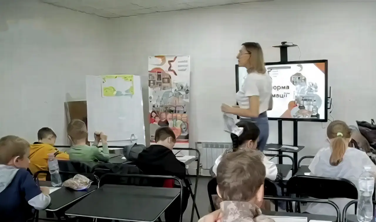 В школах Киева чаще говорят на русском: уже 82 процента учеников