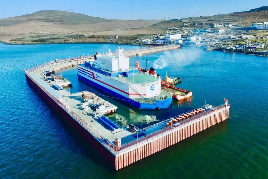 Не застрять бы плавучим АЭС между «Айсбергами»