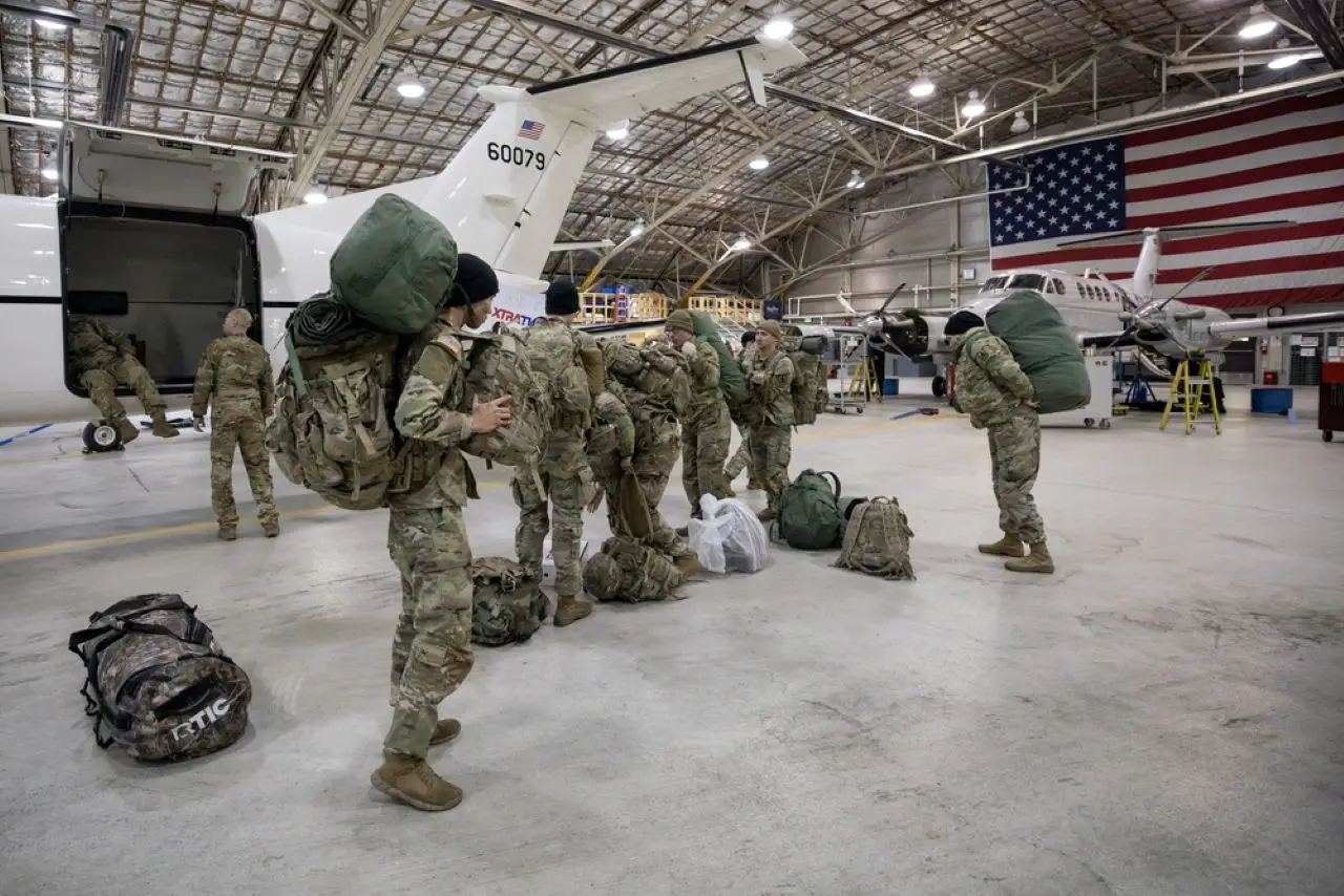 Из-за приостановки работы правительства США военным не дают уволиться со службы