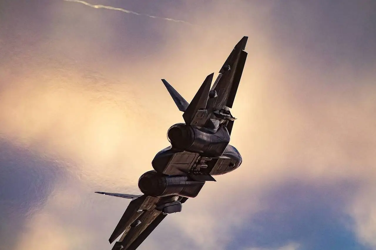 Российский Су-57 «официально» продемонстрировал свои внутренние отсеки