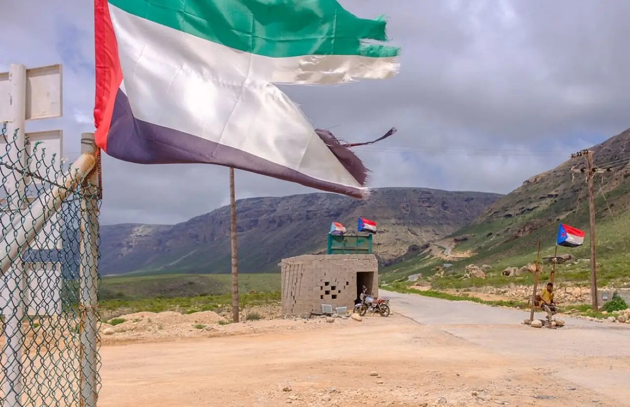 В Йемене возобновились бои между фракциями, поддерживаемыми саудитами и ОАЭ