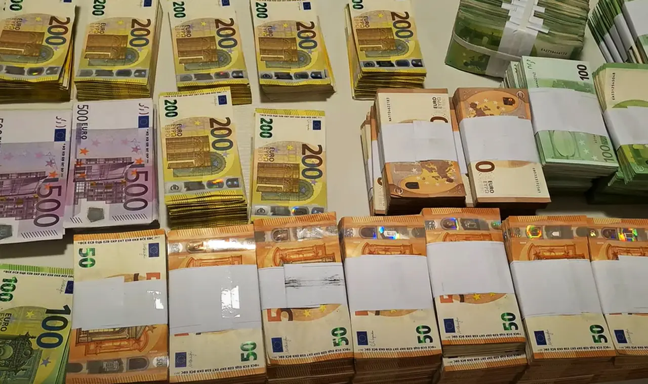 Воровской закон: ЕС согласовал бессрочную заморозку финансовых активов России