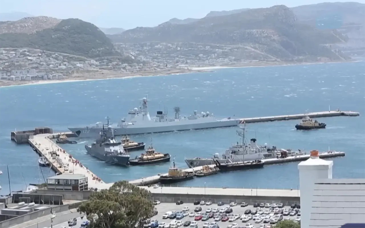 Вашингтон раскритиковал ЮАР за приглашение Ирана на учения БРИКС