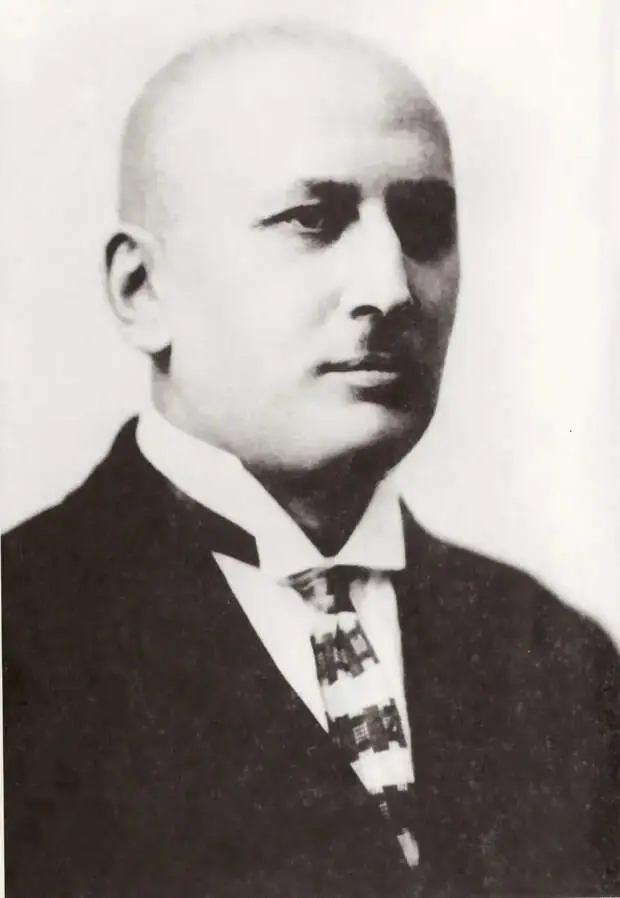 К юбилею «Стратегии», или Что предвидел Свечин и не учёл Гальдер