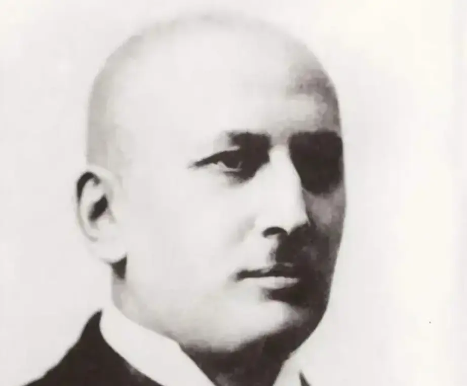 К юбилею «Стратегии», или Что предвидел Свечин и не учёл Гальдер