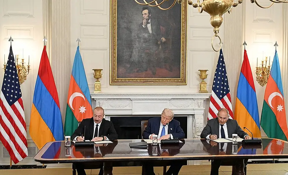 Посольство Франции нашло странную аналогию нормализации отношений Баку и Ереваном