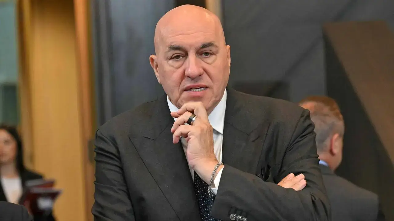 Гвидо Крозетто назвал отправку войск в Гренландию «началом анекдота»