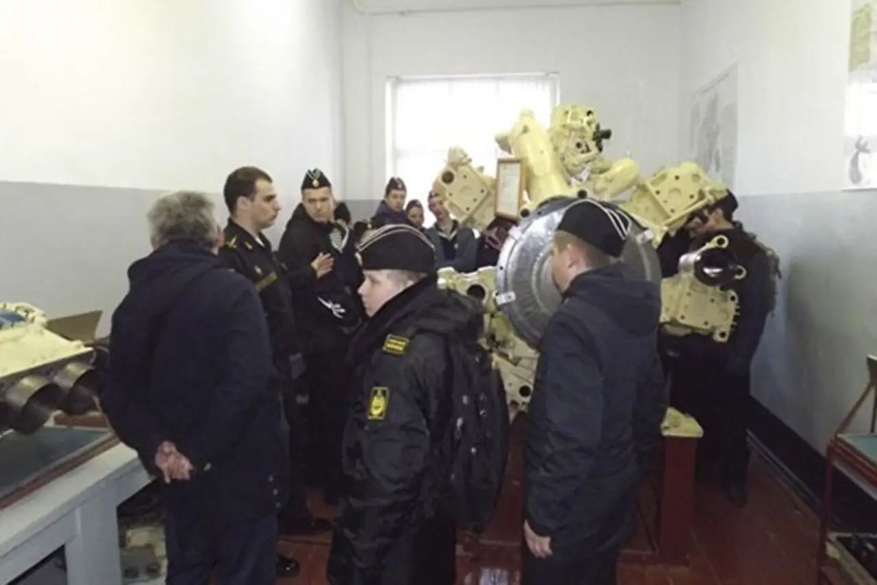 10 января – День инженера-механика ВМФ России