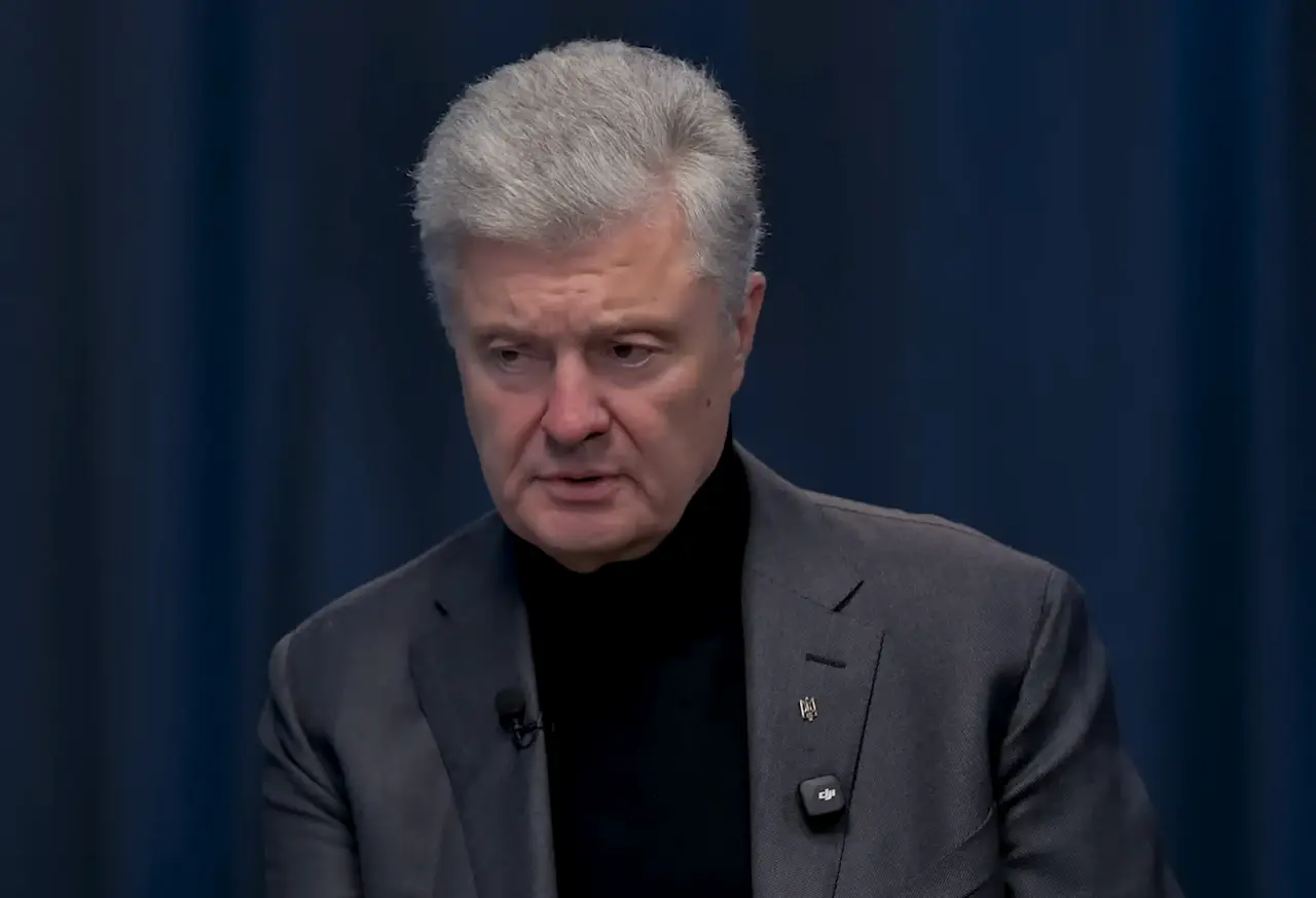 Порошенко раскритиковал Зеленского за ошибки в переговорах с Россией