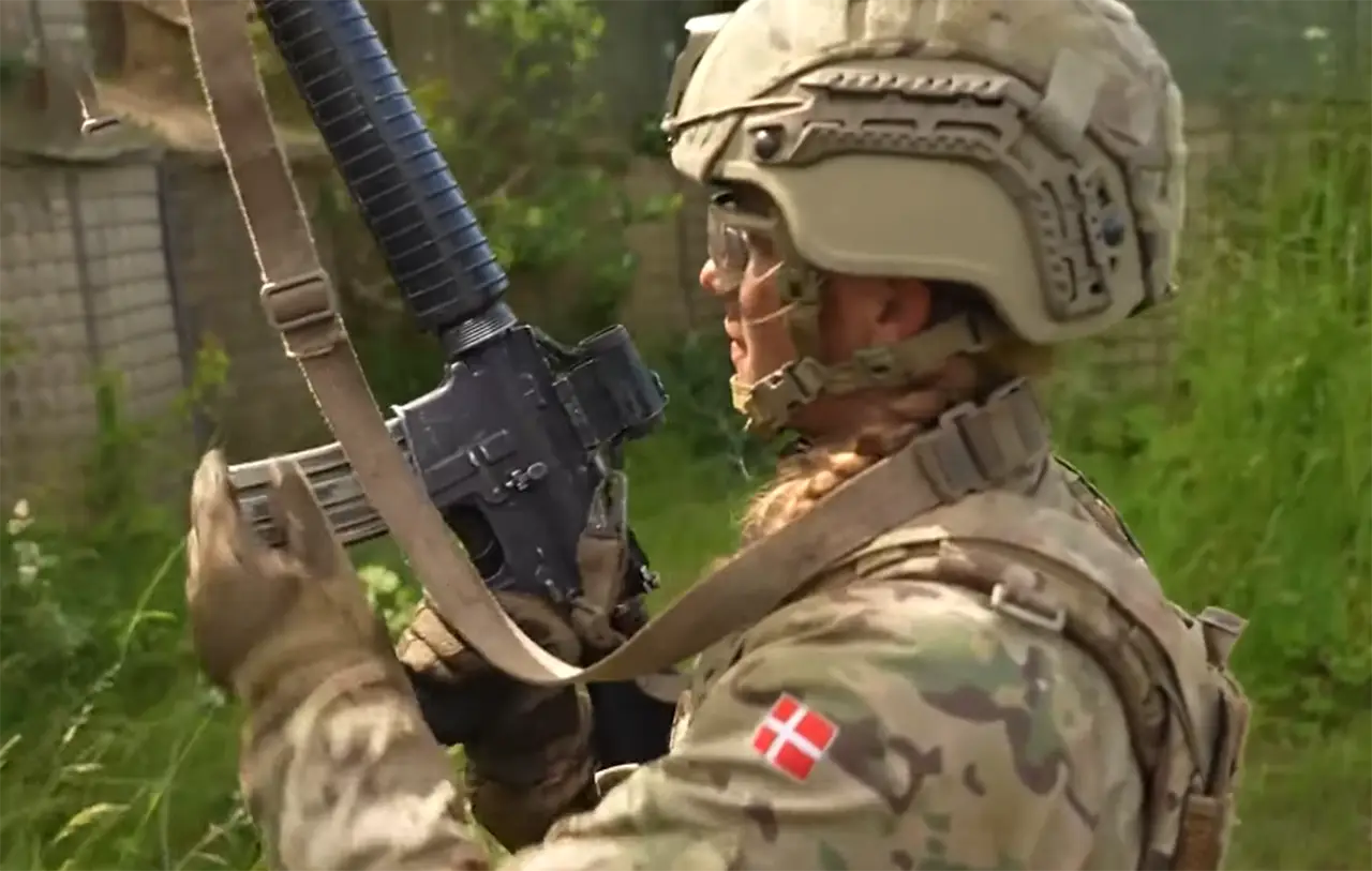 Посол России в Дании рассказал о подготовке страны к войне с РФ