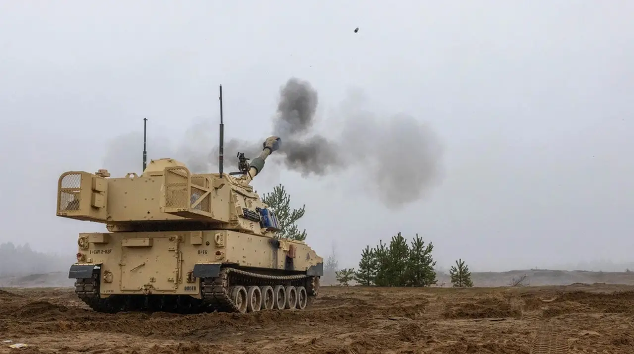 Для замены американского Paladin: замечена новая колёсная гаубица K9 MH