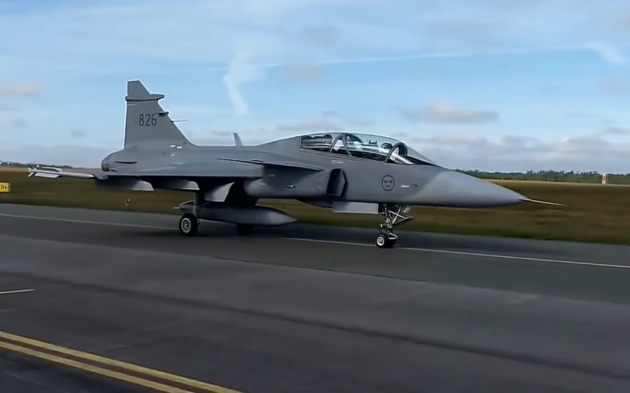 ������ �������� ����������� JAS 39 Gripen � ���������� ���� ��������������� �Ի