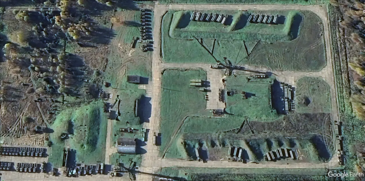 Поиск и идентификация на спутниковых снимках объектовых ЗРК большой дальности С-300П и MIM-104 Patriot