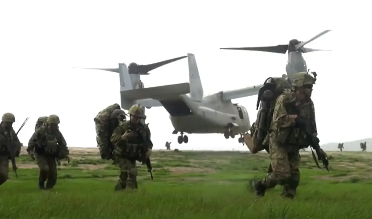 МИД Китая призвал «все миролюбивые страны» пресечь ремилитаризацию Японии