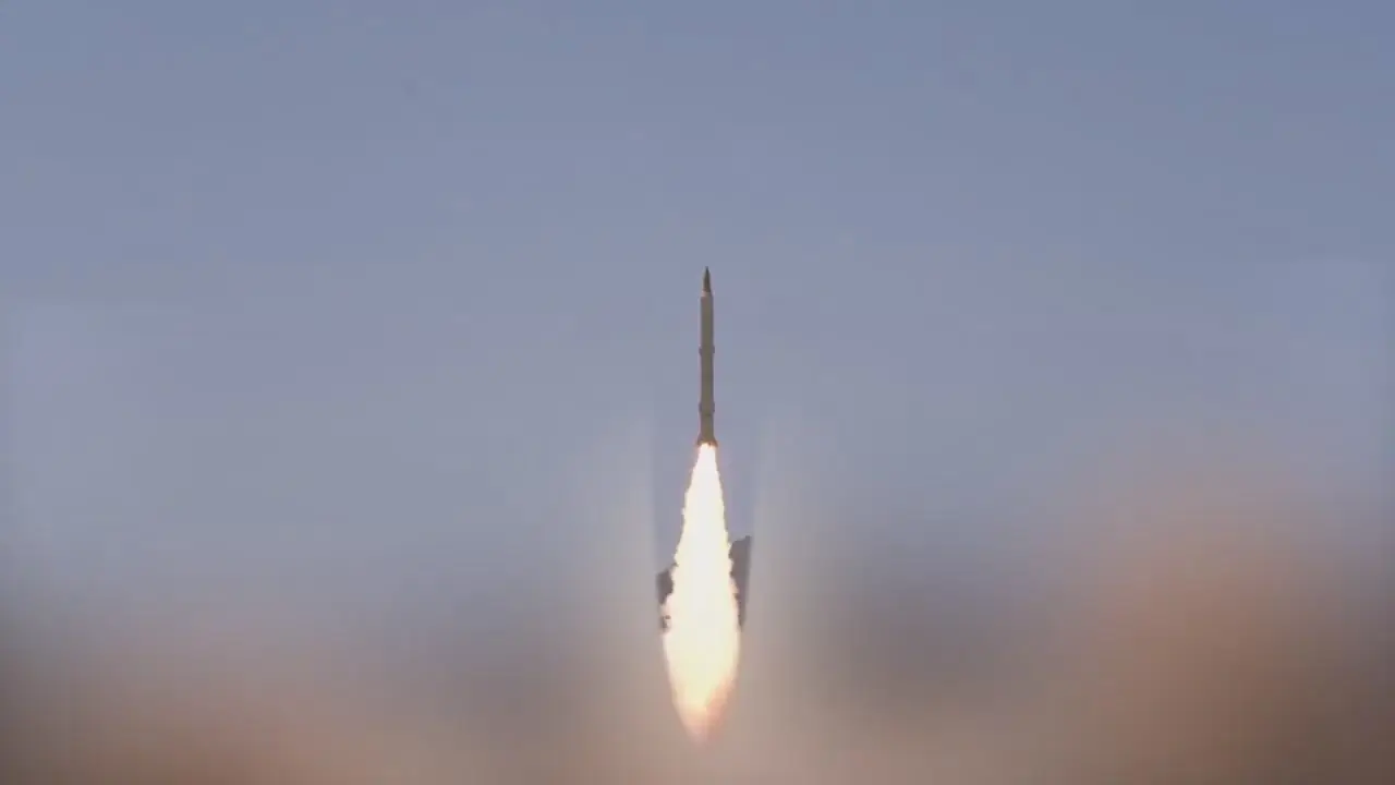 Иран начал применять БРСД «Седжил»