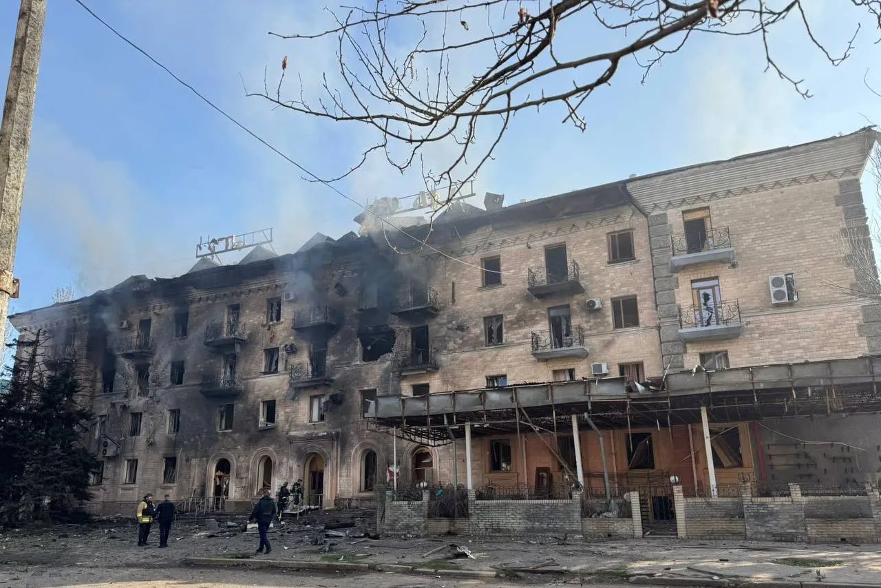 Российские «Герани» накрыли гостиницу с «иностранными специалистами» в Славянске