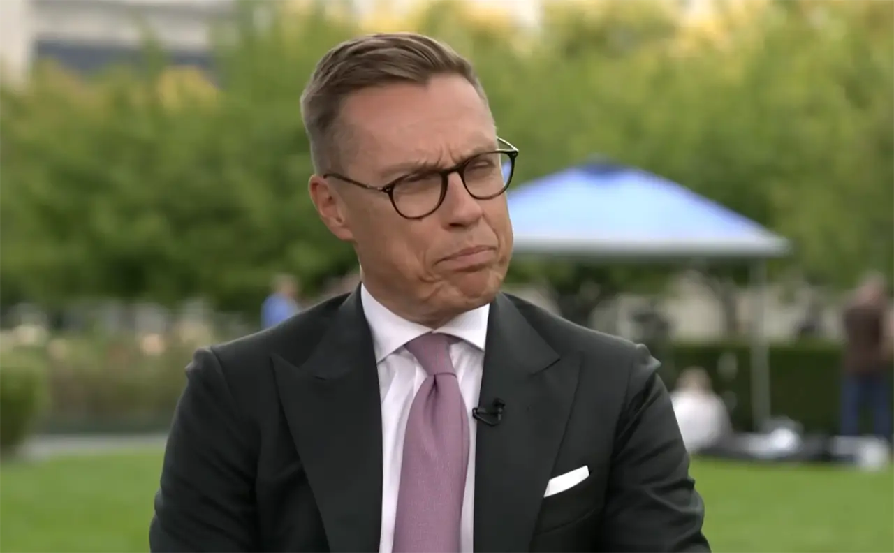 Стубб: США – больше не добрый гегемон, но все еще сильный