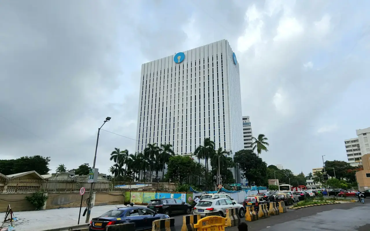 Крупнейший банк Индии отказался проводить платежи за российскую нефть