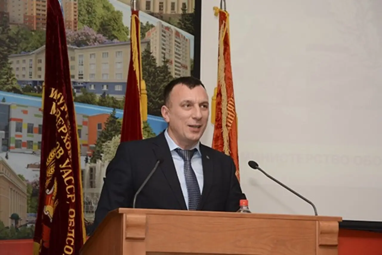 Экс-глава военно-строительного управления признался в хищении 9 млрд рублей