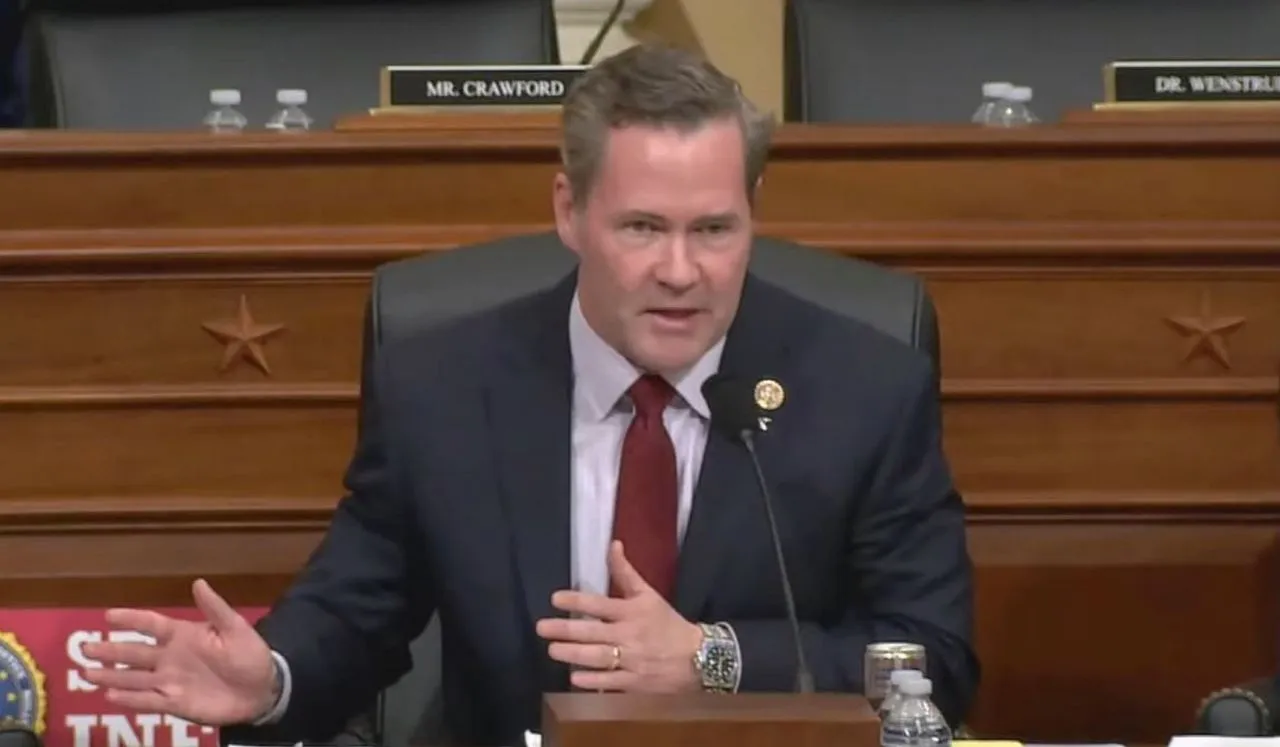 Уолтц: Кубе просто нечем платить за нефть, США тут не при чём